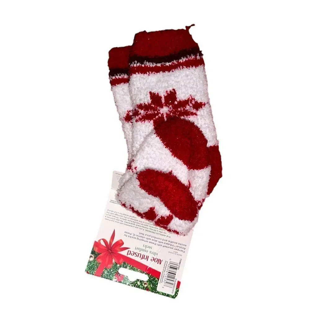 NEW ON WITH TAGS Airplus Holiday‎ Aloe Infused Spa Crew Socks, White/Ribbon Red,